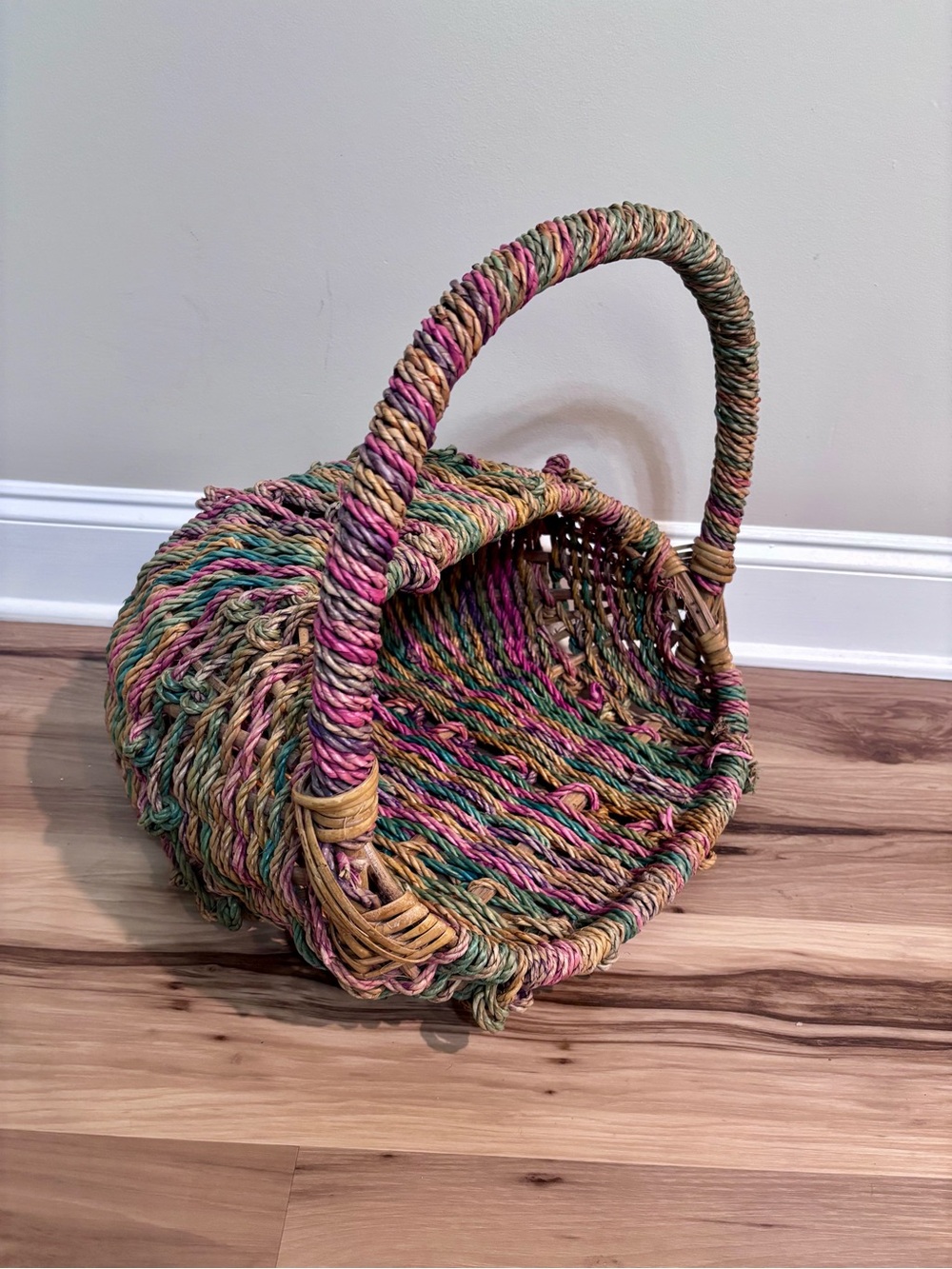 Handwoven Multicolor Round Carry Basket with Handle